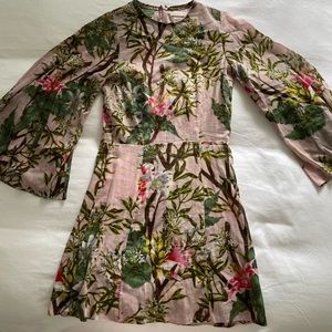 Isabel Marant Etoile dress. Size XS or 0. Great condition. Super cute and comfy!